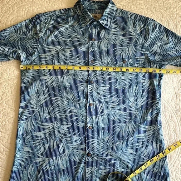 100% Cotton Men's Button Down Shirt Camp Small Blue Tropical Print Pocket Beach - Picture 11 of 16